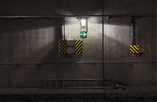 Application example Breslauer Platz (Cologne) singleLIT_Single Luminaire